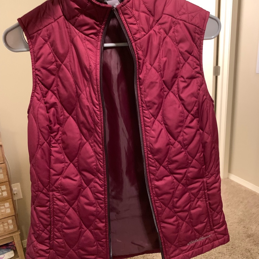 Eddie Bauer quilted vest
